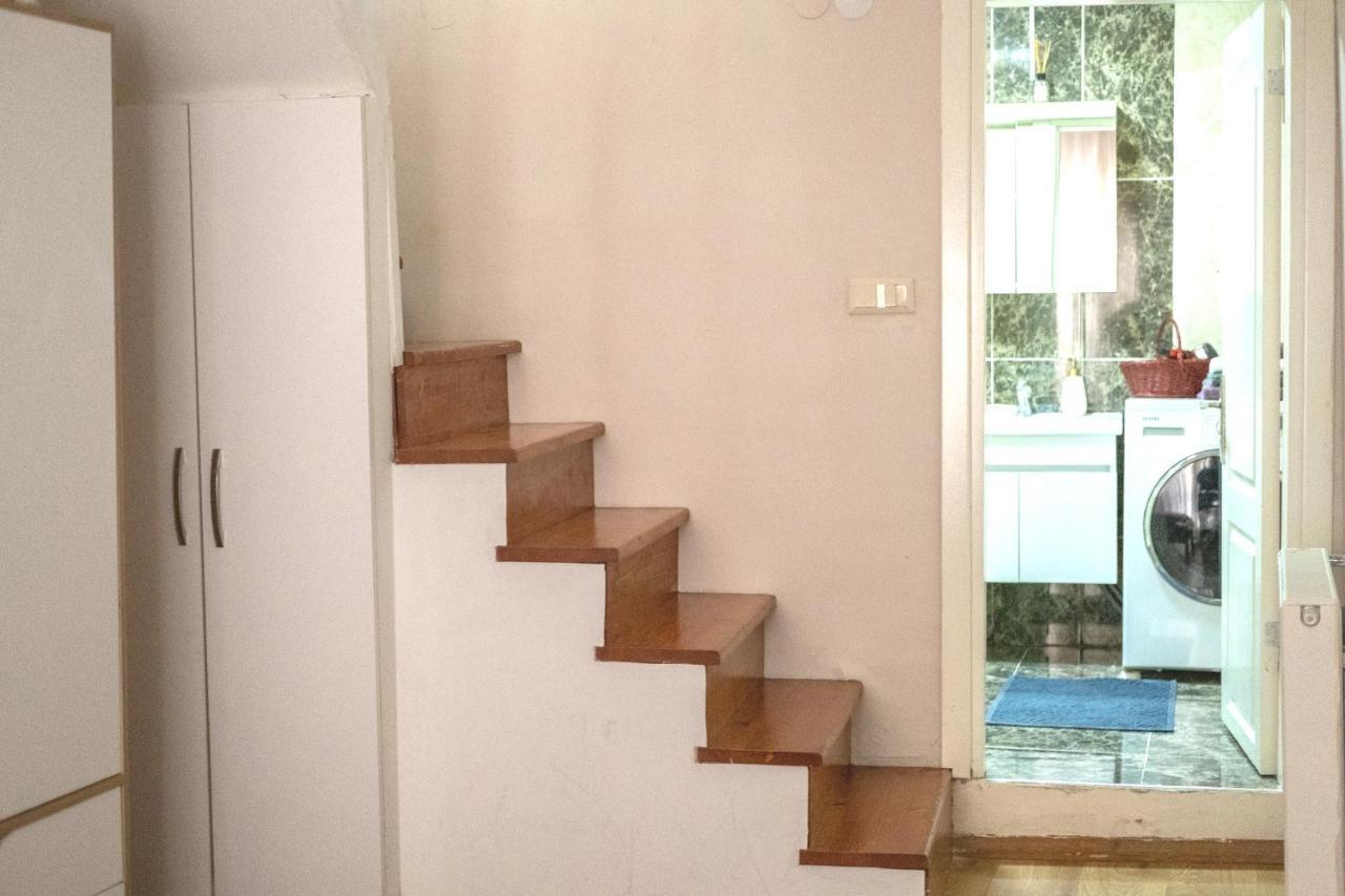 Garden Duplex With Netflix Close To Taksim,bomonti Provincia di Istanbul